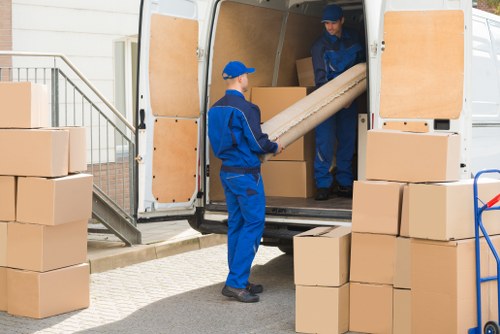 Illustration of a browser using essential cookies for a local moving service website