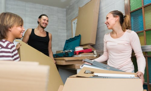 Professional packing services in Hammersmith for a smooth home move