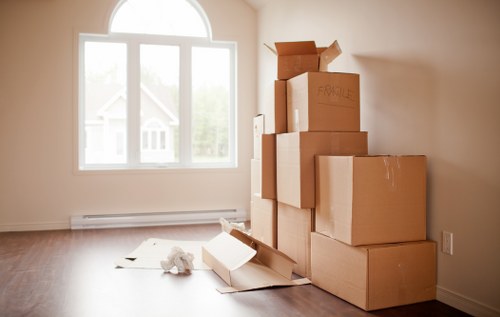 Packing help suited to Hammersmith flats and period properties